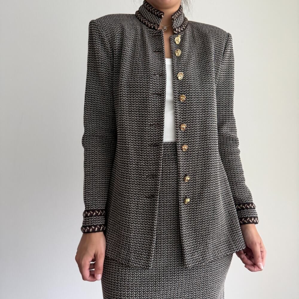 St John Skirt Jacket Suit 4 and 6 Brown Textured Knit Career Elegant Military